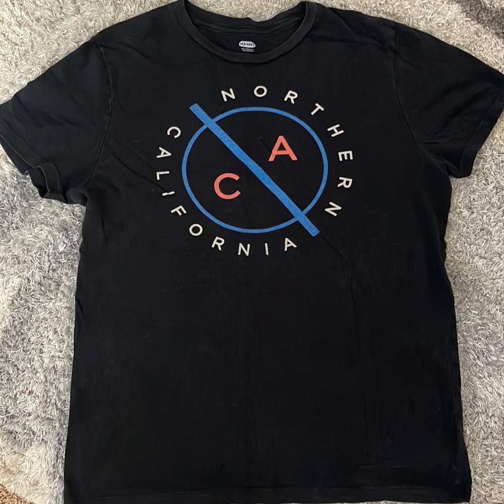 🐾Old Navy Northern California T Shirt